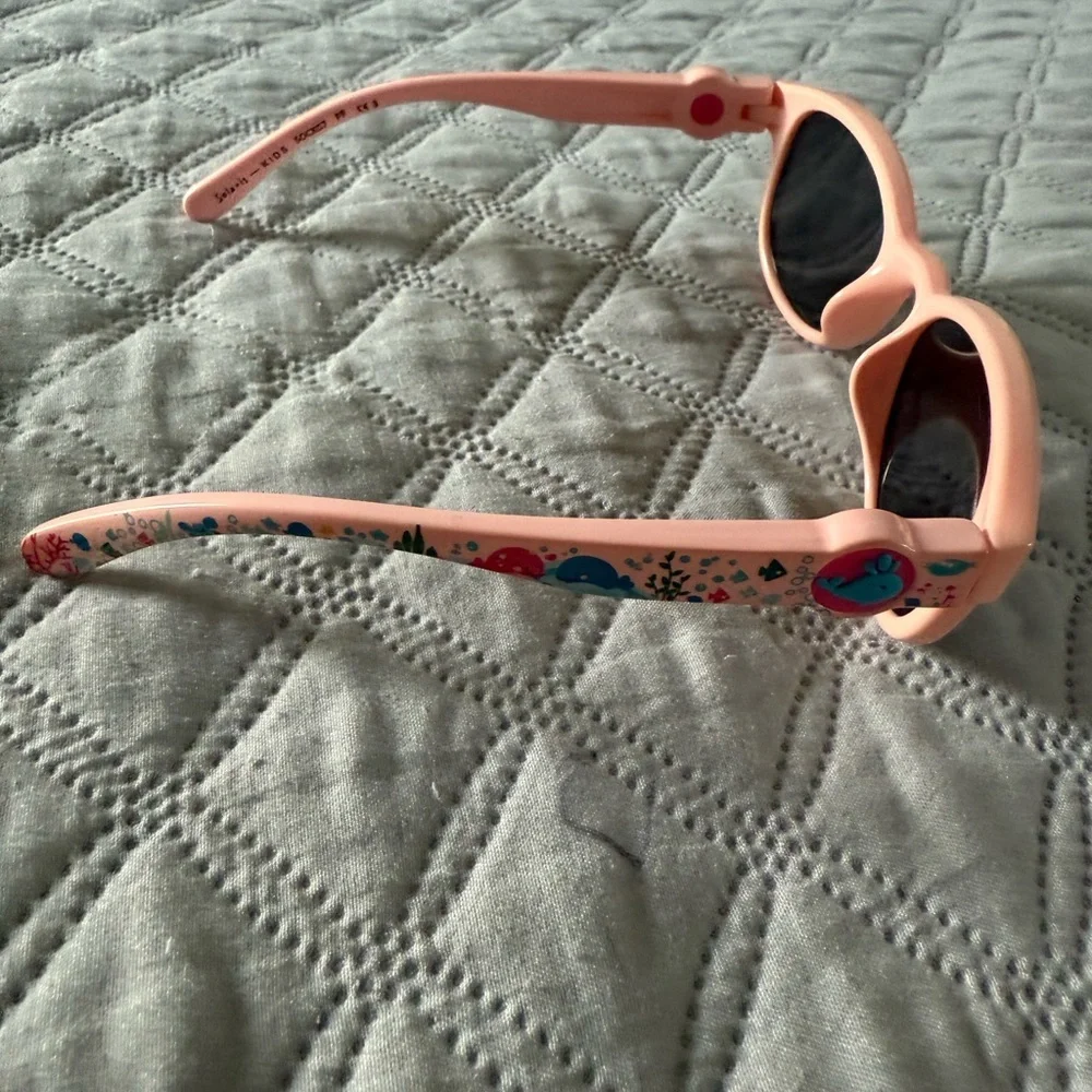 Solaris Kids Pink Sunglasses with Fun Design